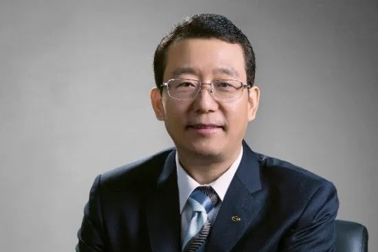 全国人大代表、广汽集团党委副书记、总经理冯兴亚